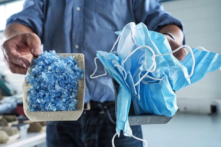 « Les masques anti-Covid sont parfaitement recyclables si l’on prend grand soin de les décontaminer ! »